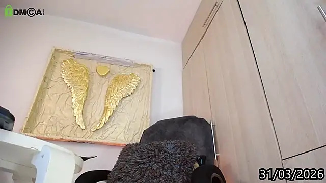 Snapshot of camilasexy111 chatting on 04/01/26, 04:13 camilasexy111 online show from 04/01/26, 04:13