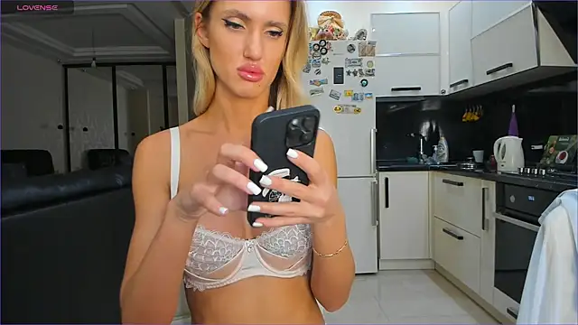 ANNA D ANGEL online show from 12/23/24, 06:05