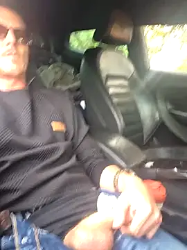 Snapshot of TheSouthernKing chatting on 03/04/26, 01:39 TheSouthernKing online show from 03/04/26, 01:39