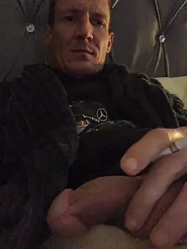 Snapshot of TheSouthernKing chatting on 07/15/26, 04:51 TheSouthernKing online show from 07/15/26, 04:51