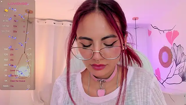 Snapshot of sophiecherry_ chatting on 01/22/25, 12:59 sophiecherry online show from 01/22/25, 12:59