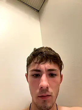 Snapshot of TheBestbrando88 chatting on 09/16/25, 03:29 TheBestbrando88 online show from 09/16/25, 03:29