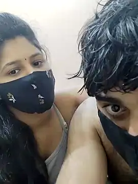 Snapshot of IND_COUPLE1 chatting on 12/27/24, 01:50 IND COUPLE1 online show from 12/27/24, 01:50