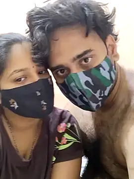 Snapshot of IND_COUPLE1 chatting on 01/09/25, 06:48 IND COUPLE1 online show from 01/09/25, 06:48