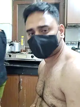 Snapshot of IND_COUPLE1 chatting on 02/22/25, 03:14 IND COUPLE1 online show from 02/22/25, 03:14