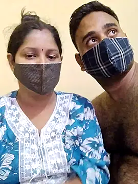 Snapshot of IND_COUPLE1 chatting on 10/13/25, 06:41 IND COUPLE1 online show from 10/13/25, 06:41