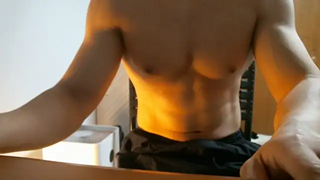 Snapshot of Stellan_0412 chatting on 03/11/26, 05:35 Stellan 0412 online show from 03/11/26, 05:35