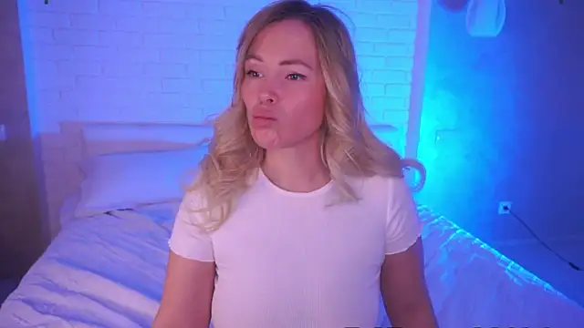 Snapshot of Charming_Daphny chatting on 03/01/25, 06:35 Charming Daphny online show from 03/01/25, 06:35