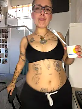 Hawitxui online show from 10/11/25, 11:42