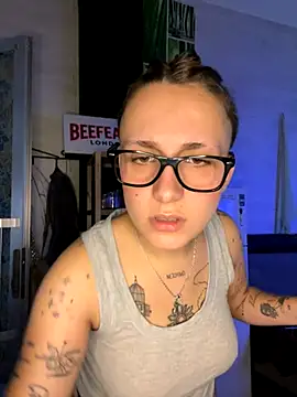 Hawitxui online show from 10/19/25, 07:53