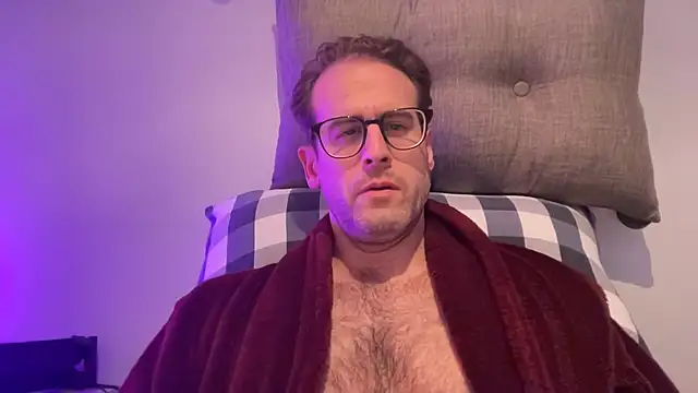 Snapshot of StarrMan99 chatting on 12/27/24, 07:46 StarrMan99 online show from 12/27/24, 07:46