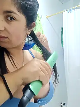 Snapshot of _Angelinaandrade_ chatting on 03/20/26, 12:59 Angelinaandrade online show from 03/20/26, 12:59