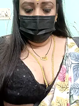 Snapshot of ashikaa_r chatting on 12/16/24, 08:48 ashikaa r online show from 12/16/24, 08:48