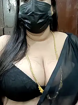 Snapshot of ashikaa_r chatting on 02/09/25, 01:03 ashikaa r online show from 02/09/25, 01:03