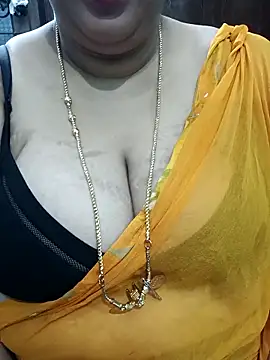 Snapshot of ashikaa_r chatting on 12/03/25, 01:09 ashikaa r online show from 12/03/25, 01:09