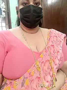 Snapshot of ashikaa_r chatting on 04/16/26, 08:48 ashikaa r online show from 04/16/26, 08:48