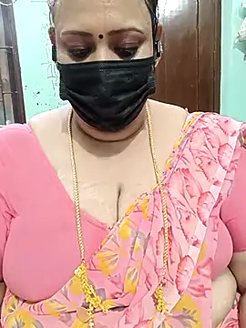 Snapshot of ashikaa_r chatting on 04/19/26, 06:10 ashikaa r online show from 04/19/26, 06:10