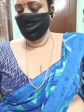 Snapshot of ashikaa_r chatting on 06/11/26, 04:38 ashikaa r online show from 06/11/26, 04:38