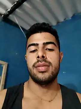 LuiMilan99 online show from 03/25/26, 03:40