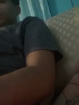 Snapshot of xxkingxx420 chatting on 03/23/25, 08:37 xxkingxx420 online show from 03/23/25, 08:37