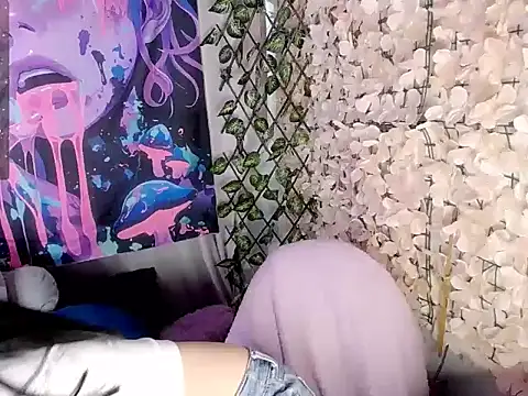 Snapshot of barbarablade chatting on 10/20/25, 07:36 barbarablade online show from 10/20/25, 07:36