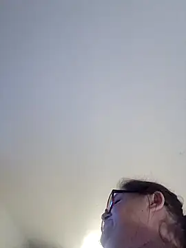 mcv131985 online show from 12/02/25, 04:07