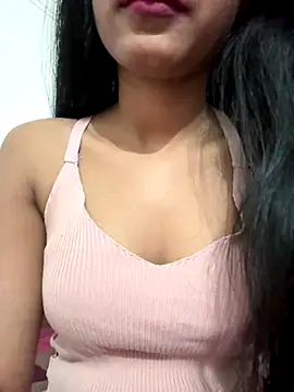 Hot Goldengirl online show from 10/15/25, 01:11