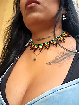 luisa16xxx online show from 11/11/25, 07:25