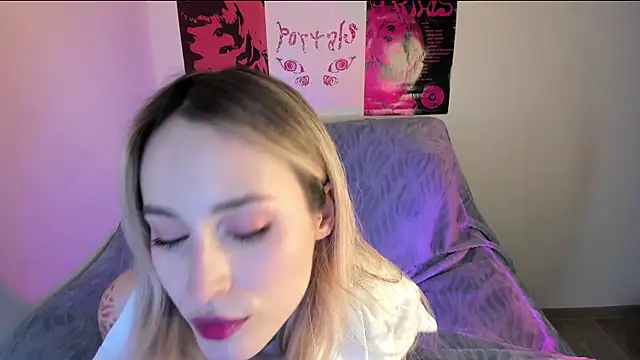 Snapshot of aviva_faith chatting on 03/23/26, 05:17 aviva faith online show from 03/23/26, 05:17