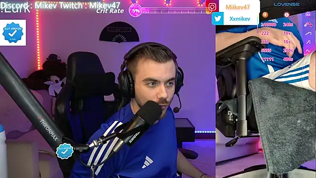 Snapshot of Mikev chatting on 03/23/26, 07:07 Mikev online show from 03/23/26, 07:07