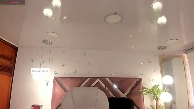 Snapshot of _Antonnela_ chatting on 09/26/25, 01:59  Antonnela  online show from 09/26/25, 01:59