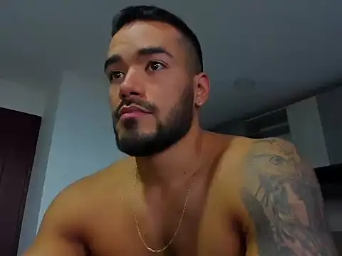 Snapshot of Alexander_Martines chatting on 10/03/25, 10:29 Alexander Martines online show from 10/03/25, 10:29