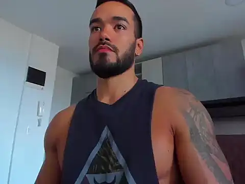 Snapshot of Alexander_Martines chatting on 10/31/25, 09:16 Alexander Martines online show from 10/31/25, 09:16