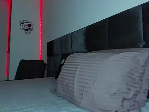 Snapshot of Alexander_Martines chatting on 11/23/25, 12:54 Alexander Martines online show from 11/23/25, 12:54