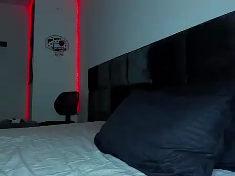 Snapshot of Alexander_Martines chatting on 11/25/25, 11:38 Alexander Martines online show from 11/25/25, 11:38