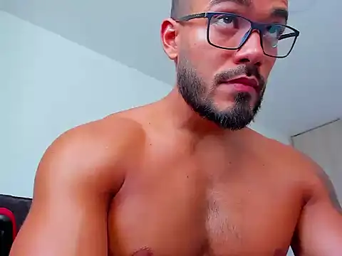 Snapshot of Alexander_Martines chatting on 04/17/26, 08:56 Alexander Martines online show from 04/17/26, 08:56