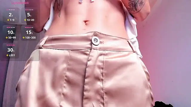 Snapshot of salomee_star_ chatting on 04/05/26, 08:00 salomee star online show from 04/05/26, 08:00