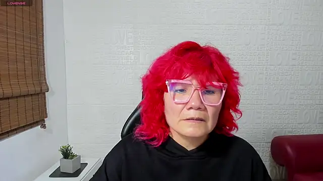 Salomeediaz  online show from 02/05/25, 08:57