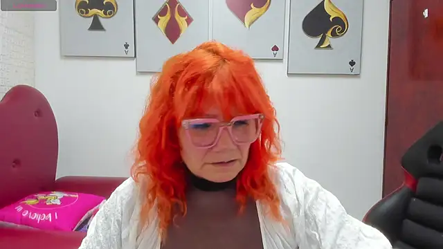 Snapshot of Salomeediaz_ chatting on 06/10/26, 09:03 Salomeediaz online show from 06/10/26, 09:03