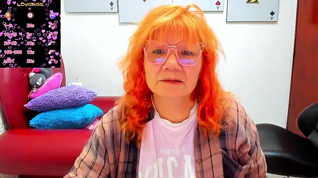 Snapshot of Salomeediaz_ chatting on 07/13/26, 01:14 Salomeediaz online show from 07/13/26, 01:14