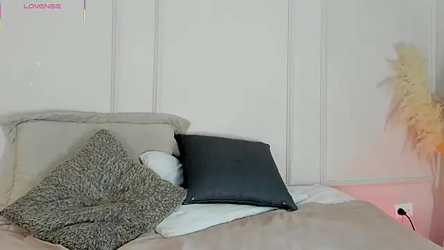 Mariapettit online show from 05/28/26, 05:16