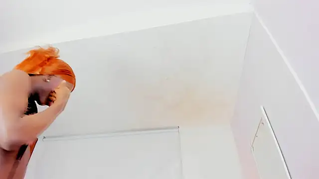 Snapshot of DaphneLloyd chatting on 12/27/24, 07:46 DaphneLloyd online show from 12/27/24, 07:46