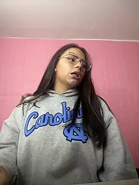 Snapshot of karol_9 chatting on 02/28/25, 01:05 karol 9 online show from 02/28/25, 01:05