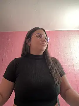 Snapshot of karol_9 chatting on 03/02/25, 08:29 karol 9 online show from 03/02/25, 08:29