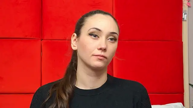 Snapshot of AliceMunro chatting on 01/15/25, 08:09 AliceMunro online show from 01/15/25, 08:09