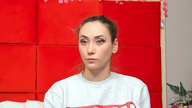 Snapshot of AliceMunro chatting on 01/28/25, 03:35 AliceMunro online show from 01/28/25, 03:35