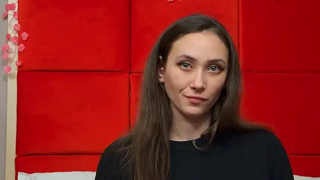 Snapshot of AliceMunro chatting on 02/25/25, 03:20 AliceMunro online show from 02/25/25, 03:20