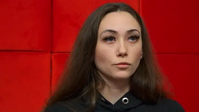 Snapshot of AliceMunro chatting on 03/11/25, 09:37 AliceMunro online show from 03/11/25, 09:37