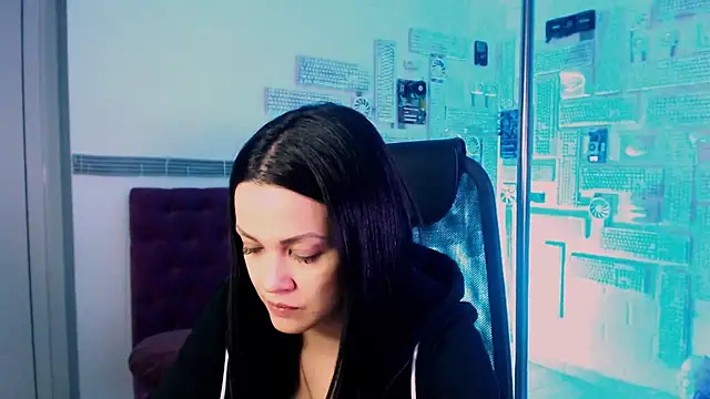 KarolinaRobinson online show from 12/07/24, 03:41