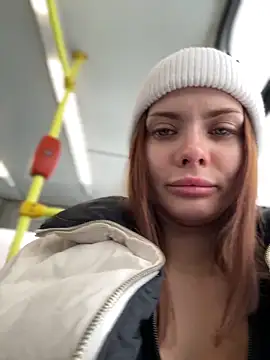 Snapshot of Accole chatting on 02/06/25, 08:07 Accole online show from 02/06/25, 08:07